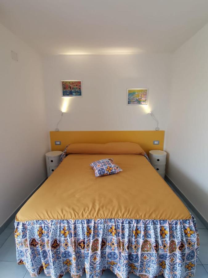 Tuttiacasaditeresa Rooms プロチーダ エクステリア 写真