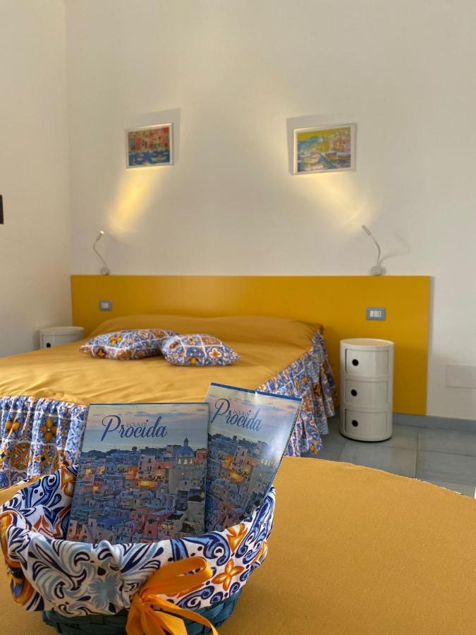 Tuttiacasaditeresa Rooms プロチーダ エクステリア 写真