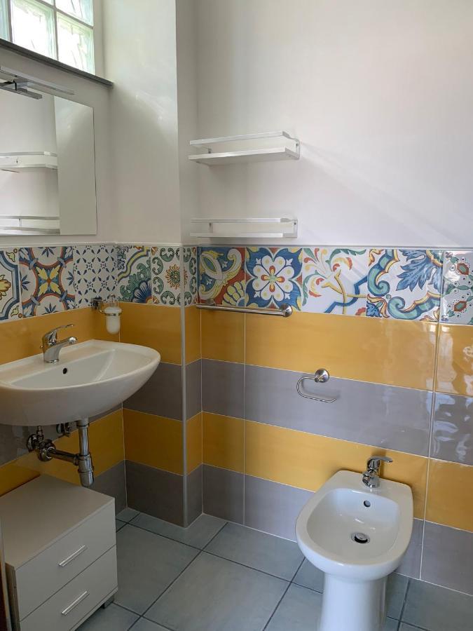 Tuttiacasaditeresa Rooms プロチーダ エクステリア 写真